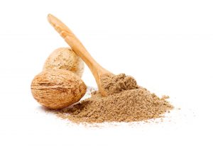 7 benefícios da noz moscada para saúde, sabe quais são?