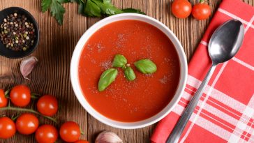 Sopa de tomate com batata-doce uma receita indicada para diabéticos
